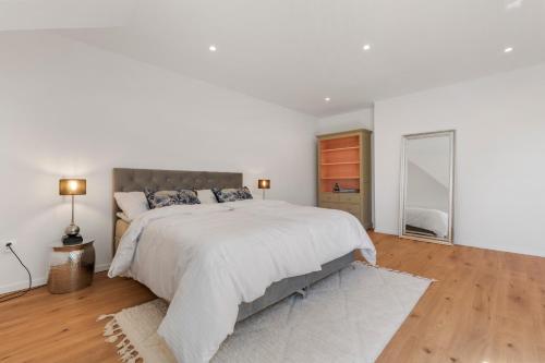 LAM Mockingbird - Terrace - AC