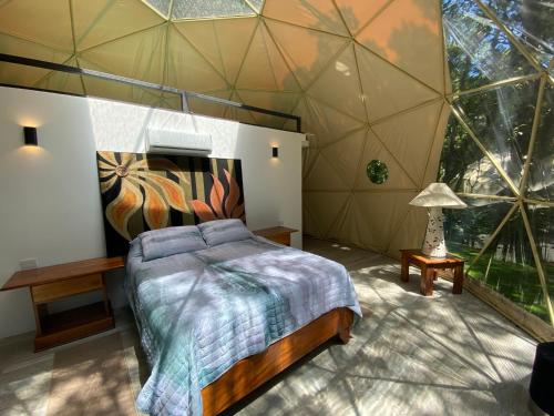 Ένα ή περισσότερα κρεβάτια σε δωμάτιο στο Way To Heaven Glamping