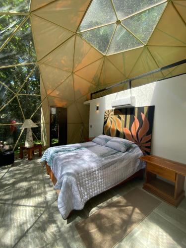 Ένα ή περισσότερα κρεβάτια σε δωμάτιο στο Way To Heaven Glamping