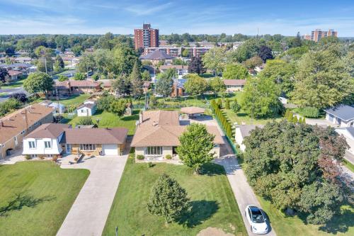an aerial view of a residential neighborhood with houses at Parkside Flat - Seacliff Beach Suites in Leamington