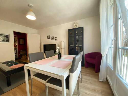 Photo de la galerie de l'établissement Bienvenue au Twenty Eight (T3 ), à Belfort