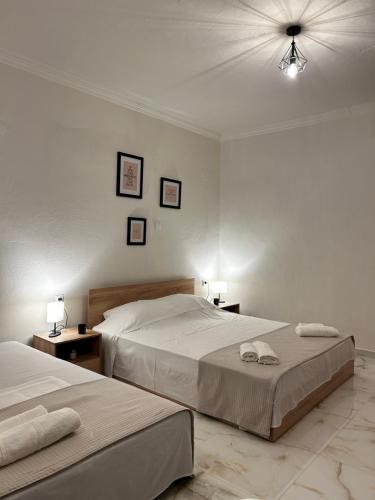 Gallery image of Aristotelis apartments in Néa Karváli