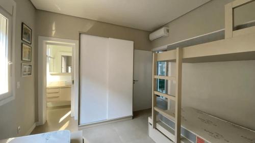 Galería fotográfica de Condominio de Alto Nivel a 250m de la Playa en Xangri-lá