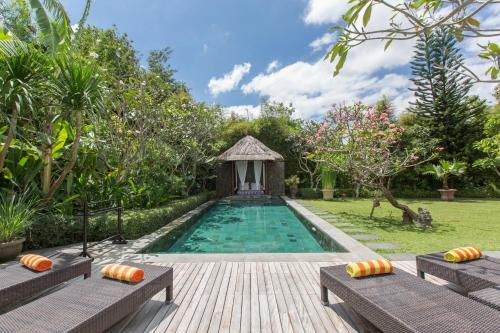 Πισίνα στο ή κοντά στο Villa Balidamai by Nagisa Bali