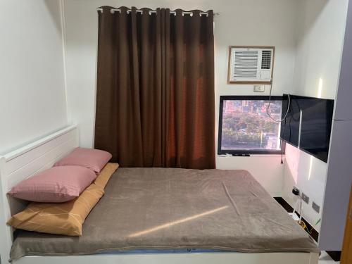 Легло или легла в стая в unit 23 greenhills, annapolis metro manila