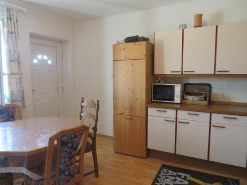 Kuchyň nebo kuchyňský kout v ubytování Ferienhaus Deller