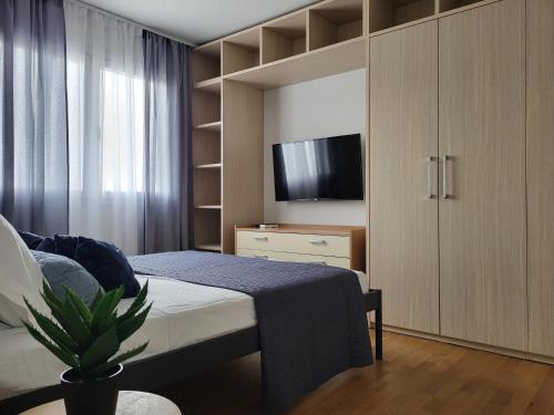 Foto de la galeria de Isa's Square Apartment a Shkodër