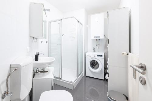Kúpeľňa v ubytovaní 2 Zimmer Wohnung in der Stadt - Grazy Appartment