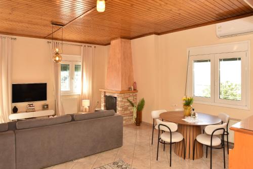 Kentos Airy & Fully Equipped 3BR Family Maisonette
