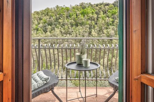 A balcony or terrace at Appartamenti Anguria Toscana