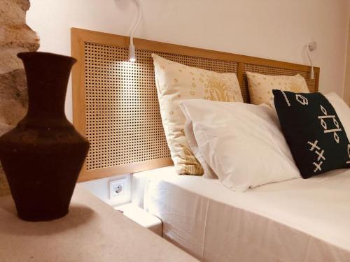 Sofia’s Cozy Traditional Studio Downtown