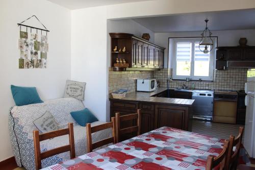 Dapur atau dapur kecil di Gîte de la source