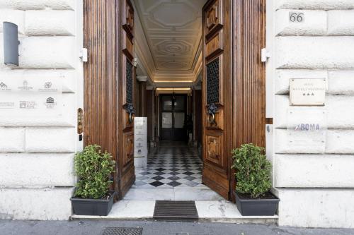 Glam Luxury Rome