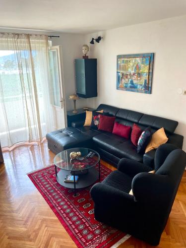 Dinka Old Town Apartment with sea view