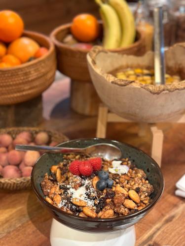 Comida en o cerca de este hotel