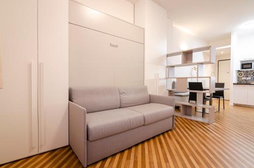 UGO BASSI LUX apartment photo 23