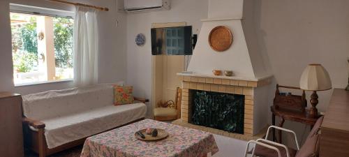 LENA'S SWEET HOME