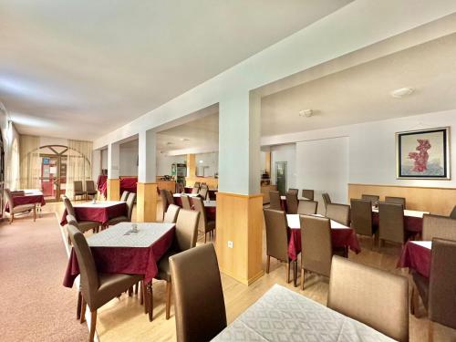 Posezení v ubytování Hotel Grbalj