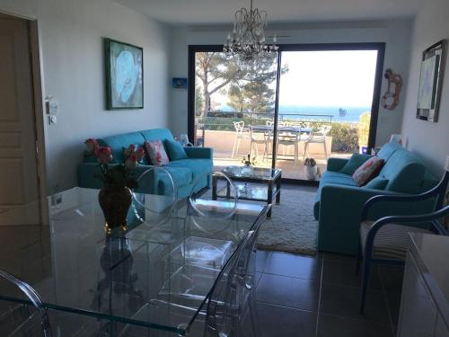 Charmant F3 vue mer avec piscine