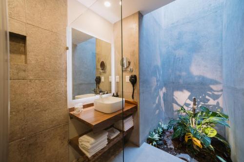 Koupelna v ubytování Punta Agave Suites
