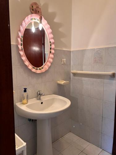 Ένα μπάνιο στο Casa Myrina