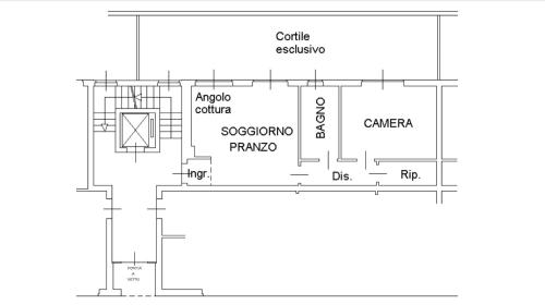 a floor plan of a house at Xenia di Giò - Appartamento con giardino in Caravaggio