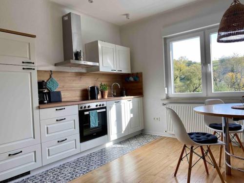 Kuchyň nebo kuchyňský kout v ubytování Ferienwohnung Lieblingsplatz