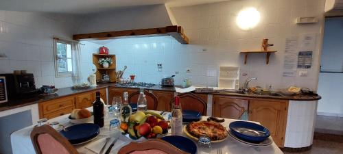 Dapur atau dapur kecil di MIja Sunset home