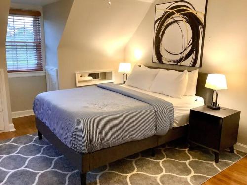 Säng eller sängar i ett rum på The House Hotels -Superior Road