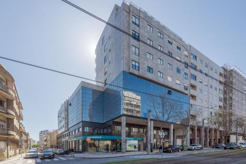 Central Gaia 2BR Large Terrace Parking Metro Near Avenida