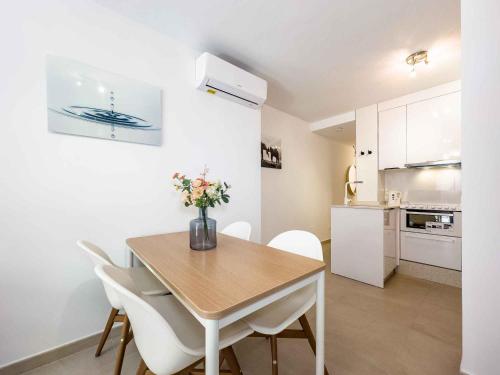 Cozy apartment in Fuengirola near the beach 1B