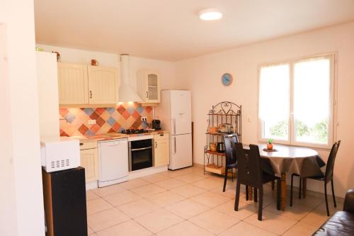 Photo de la galerie de l'établissement T2 au naturel Aix-en-Provence, à Aix-en-Provence