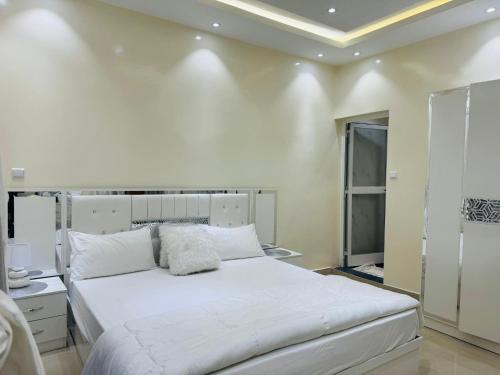 Postel nebo postele na pokoji v ubytování Sall Residence Saly Appartement 2