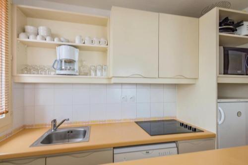 Photo de la galerie de l'établissement Résidence Le Montana - maeva Home - 2 pièces 8 Personnes Sélection MAE-9501, à La Mongie