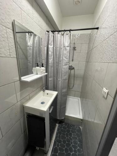 Photo de la galerie de l'établissement Appartement 2 pièces proche aéroport Charle de Gaulle, à Villepinte