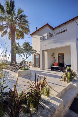 Serenity Garden Retreat