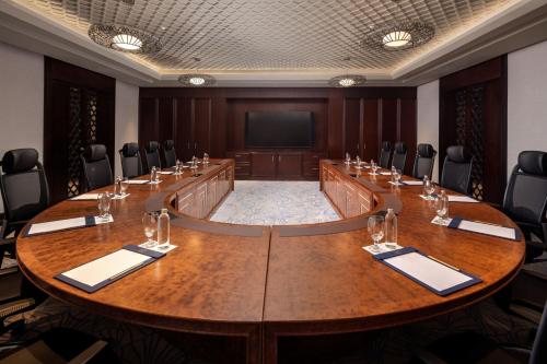 Zona business o sala de conferencias en ITC Ratnadipa, a Luxury Collection Hotel, Colombo
