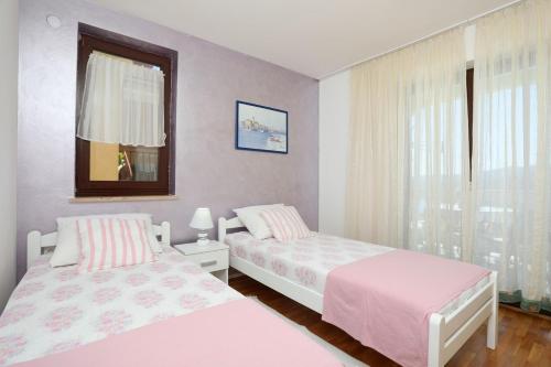 Apartments with hot tub Rabac, Labin - 19102
