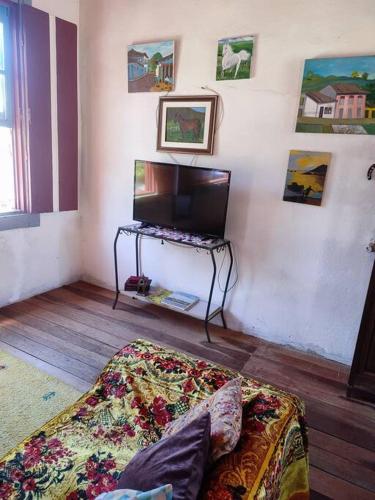 Μια τηλεόραση ή/και κέντρο ψυχαγωγίας στο Casa Centenária localizada no calçadão de SLP