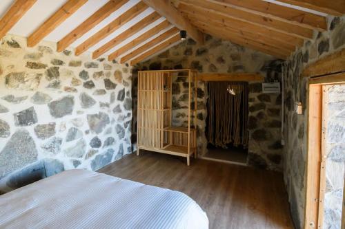Postel nebo postele na pokoji v ubytování Serenity Mountain