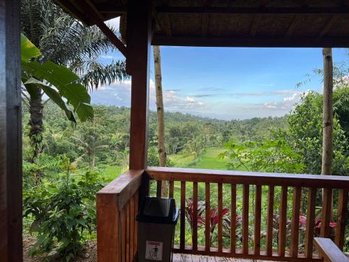Balkón nebo terasa v ubytování Serenity Lodge Tetebatu Lombok