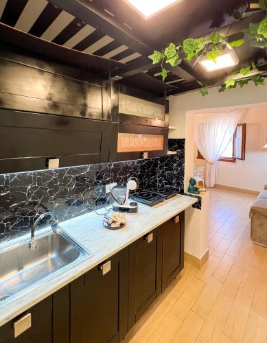 ROMANTIC SUITE