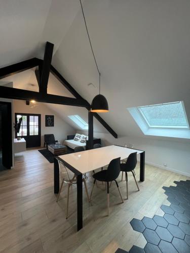 Φωτογραφία από το άλμπουμ του Appartement spacieux et lumineux proche du centre historique σε Dol-de-Bretagne