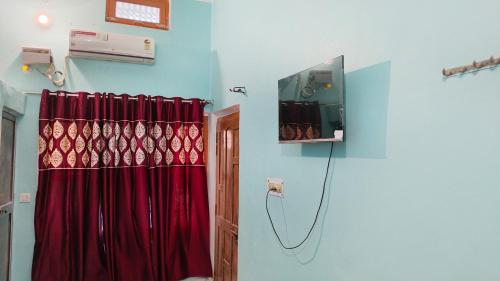 Fotografie z fotogalerie ubytování Shyam Homestay Front Room With Private Bathroom v destinaci Ayodhya