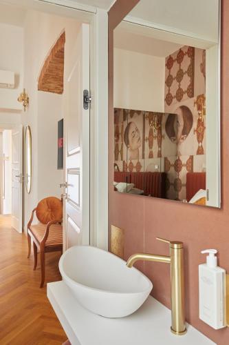 Duomo Luxury FillYourHomeWithLove Design Apartment