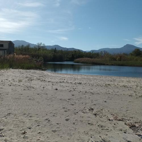 Photo de la galerie de l'établissement Maison bord de mer, à Penta-di-Casinca