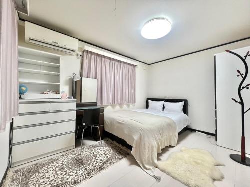 Big House Direct to every spots 4mins to station 4Lines for used Family Direct Shinjuku Ikebukuro 3 Bedrooms Max for 8 people