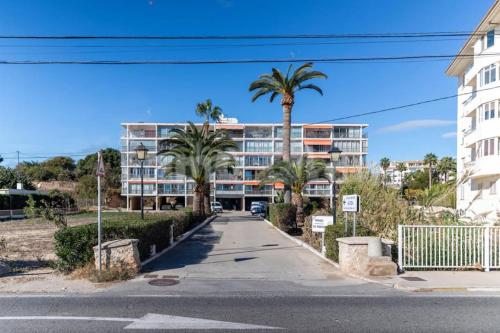 Appartement face à la mer avec parking gratuit libre d'accès