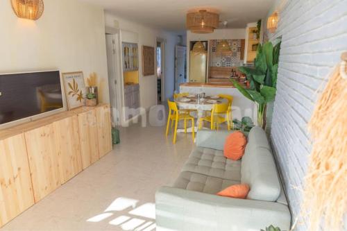 Appartement face à la mer avec parking gratuit libre d'accès