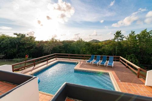 Luxury 1BR condo in St. Lucia